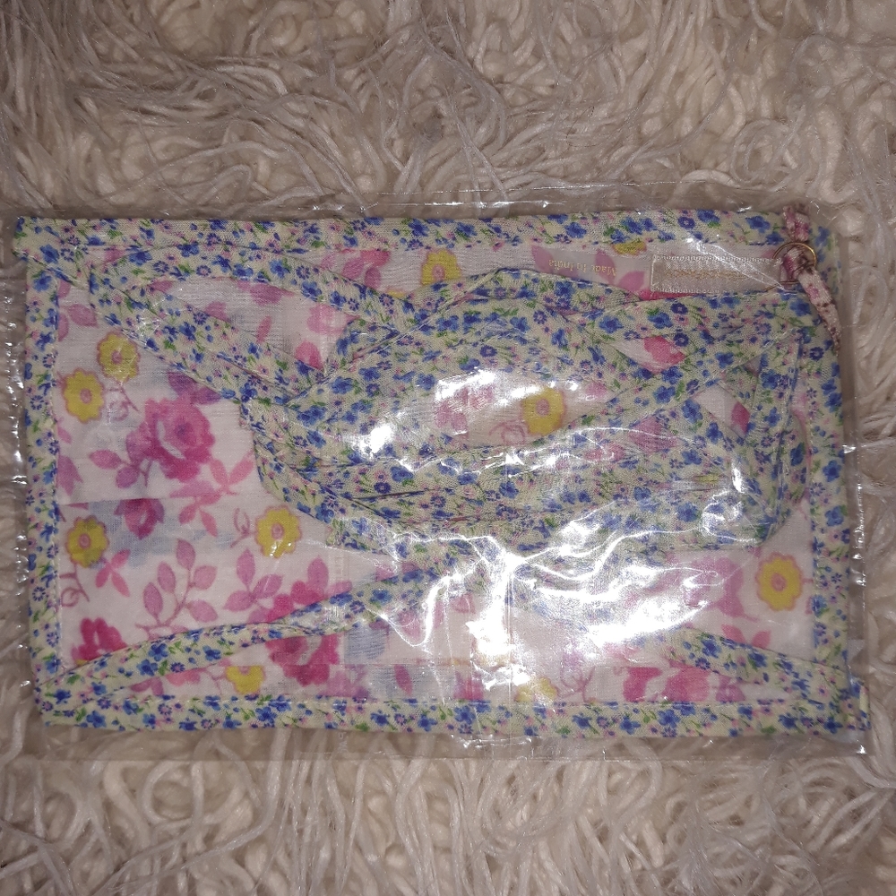 Loveshackfancy  reversible mask